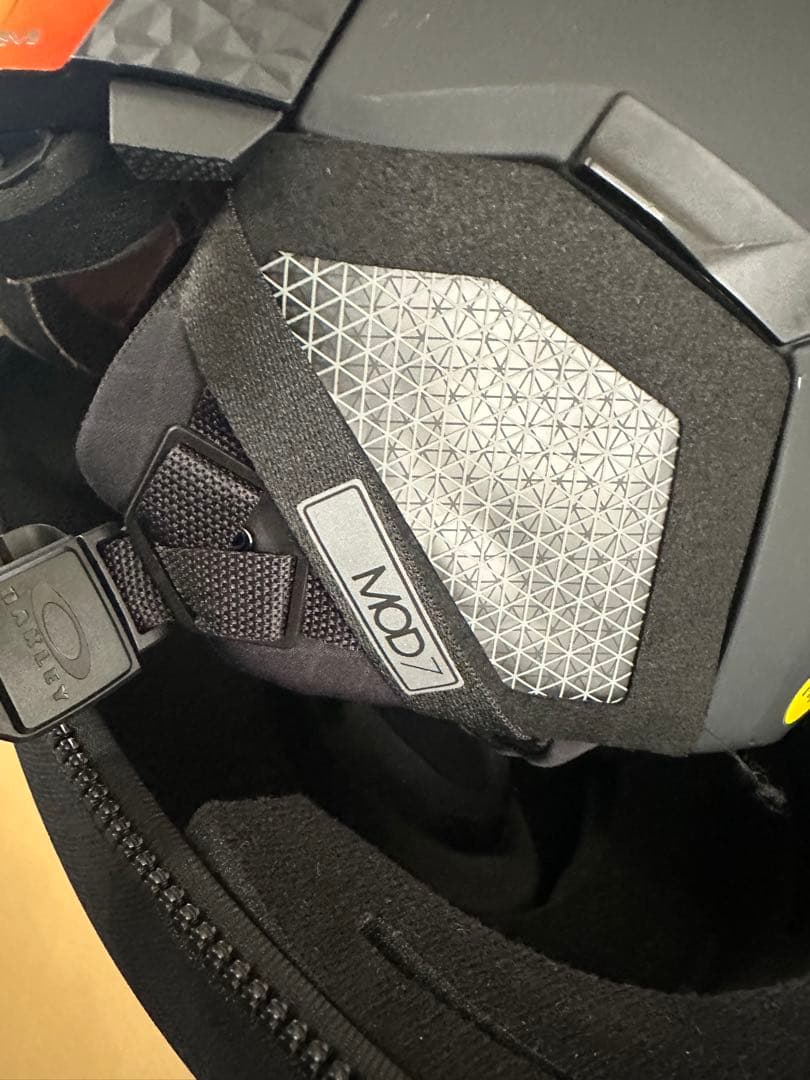 OAKLEY MOD 7 ヘルメット Mサイズ