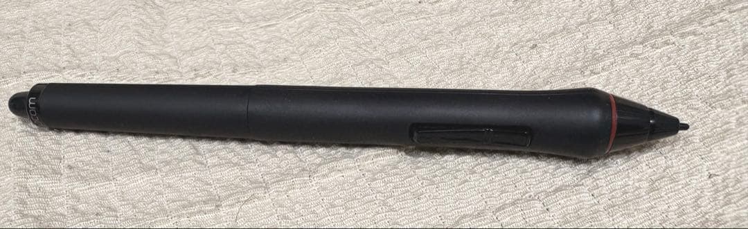 液タブ　WACOM Cintiq Companion Hybrid 13.3型