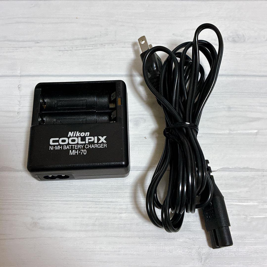 美品　Nikon COOLPIX 3100 デジカメ 箱付き