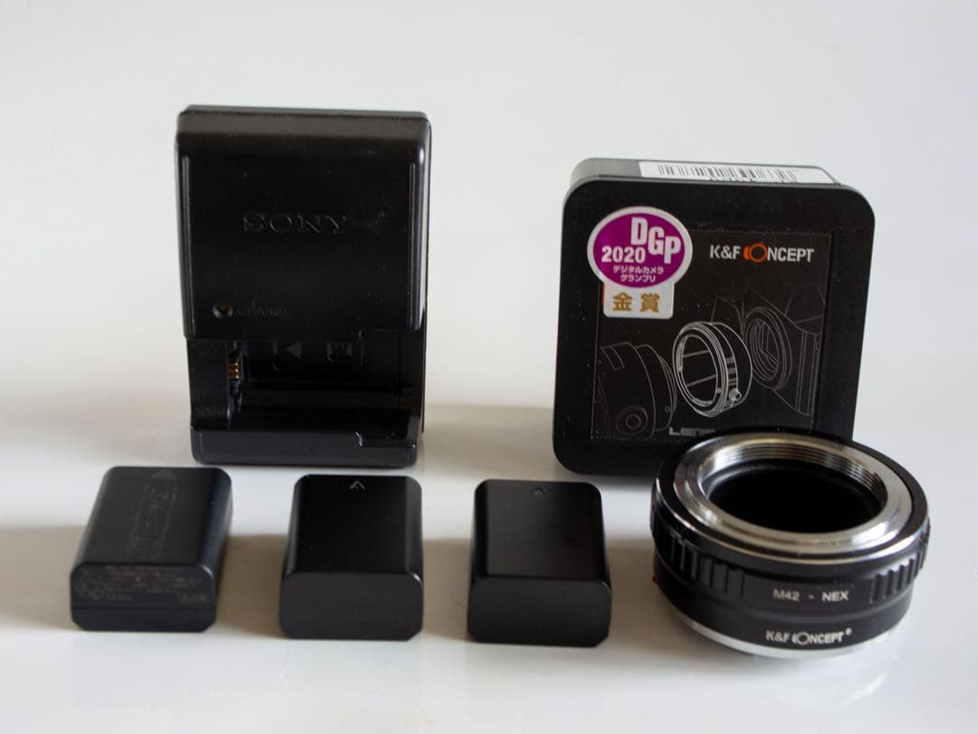 SONY α7RMII ボディー 4360万画子　M42マウントアダプター付き