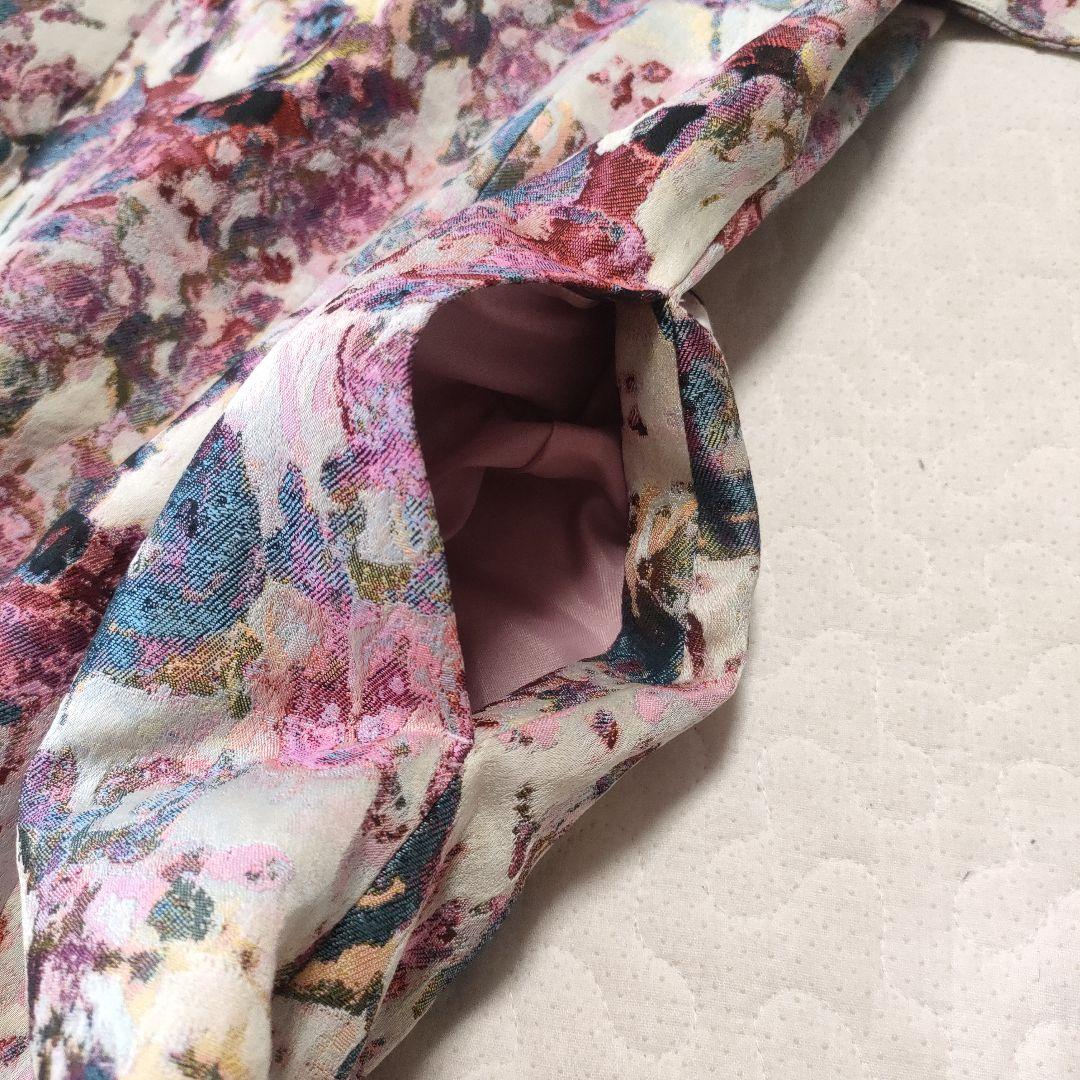 極美品✨ルルウィルビー　ジャガード織りひざ丈ワンピース　パフスリーブ　ピンク　1