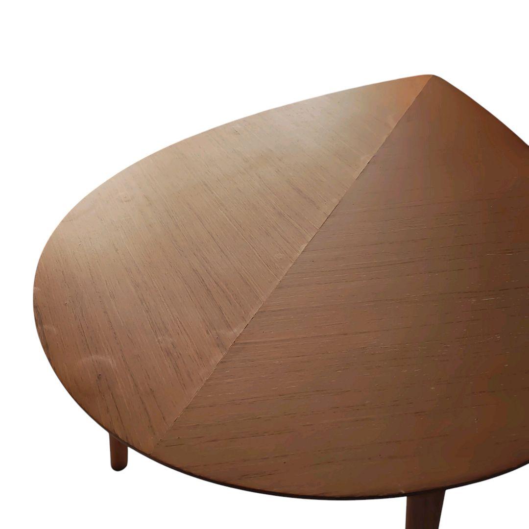 ローテーブル　リーフ　葉型　木製　センターテーブル