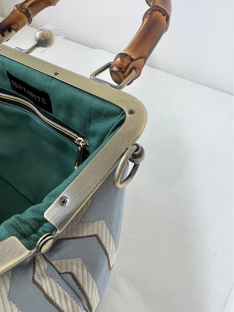 Ｋ　バンブーバッグ　斜めがけ　シルバー　グレー　和装　洋服