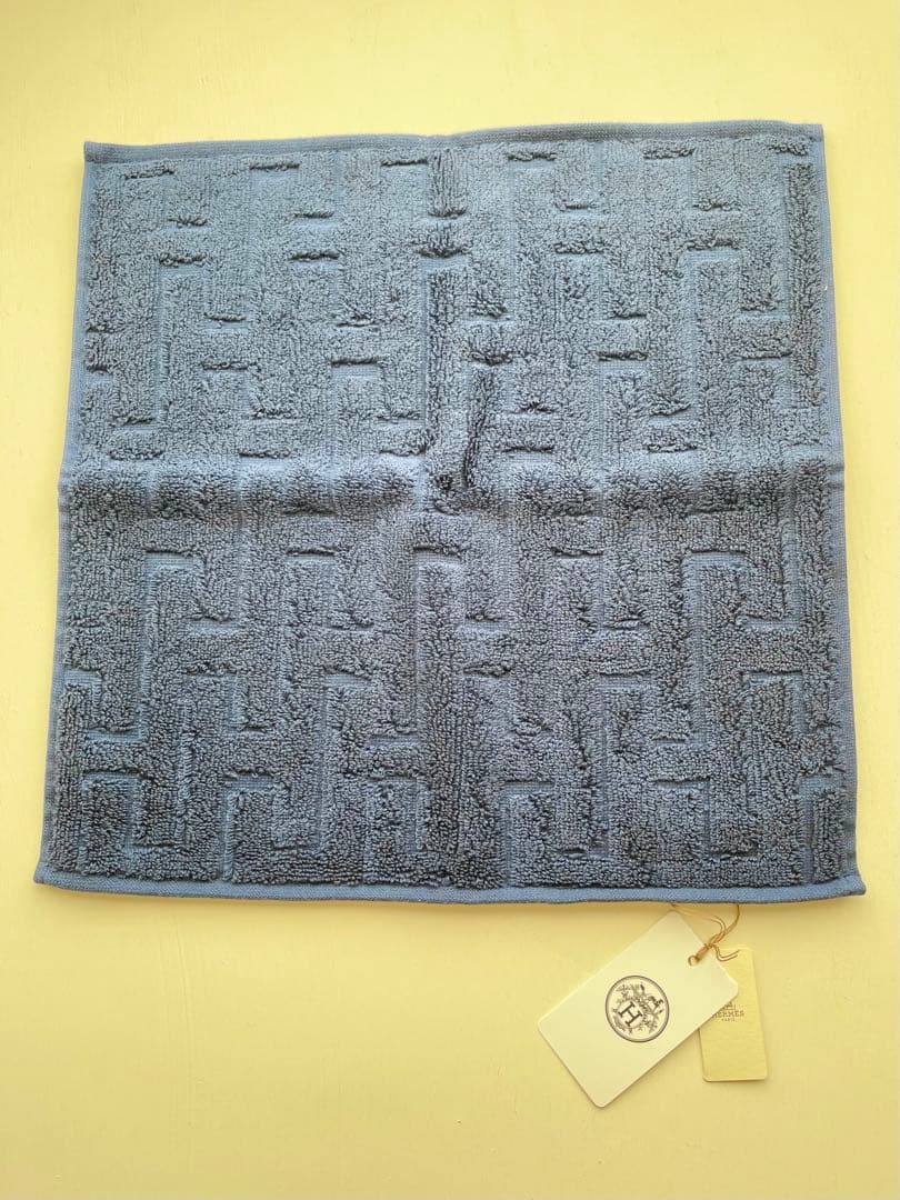 新品・タグ付】エルメス タオルハンカチ 2点セット 33×33cm 箱入り