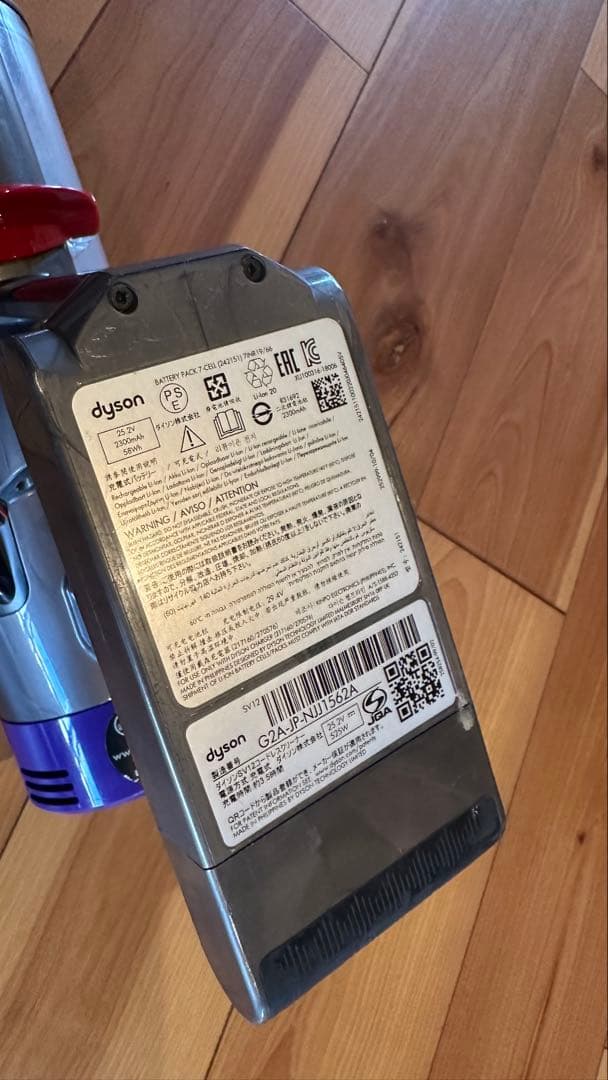 ぴ*ぐ様 ダイソンsv12 コードレスクリーナー