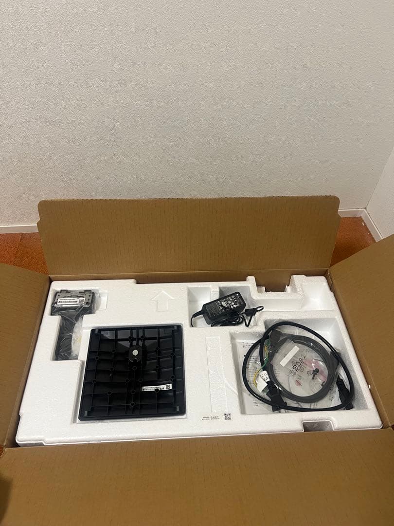 新品、未使用 モニター ディスプレイフルHD（1920×1080）