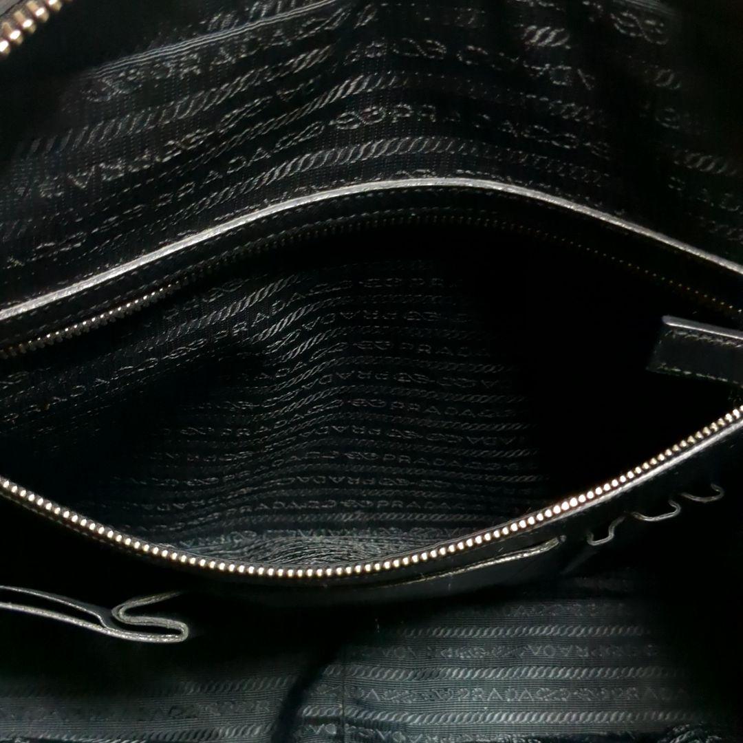 ✨PRADA✨ビジネスバッグ サフィアーノ 三角ロゴ nero レザー