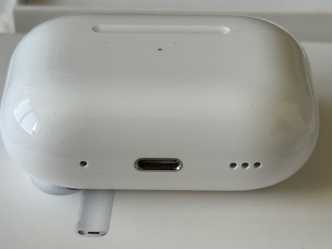 な*ん様 AirPods Pro 2（第2世代Lightning版、MQD83J