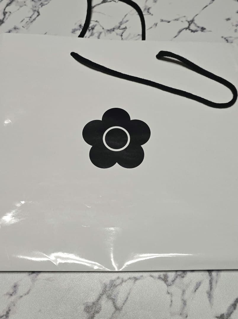 あんずあめ　MARYQUANT エポビジューデイジーポイントボディバッグ