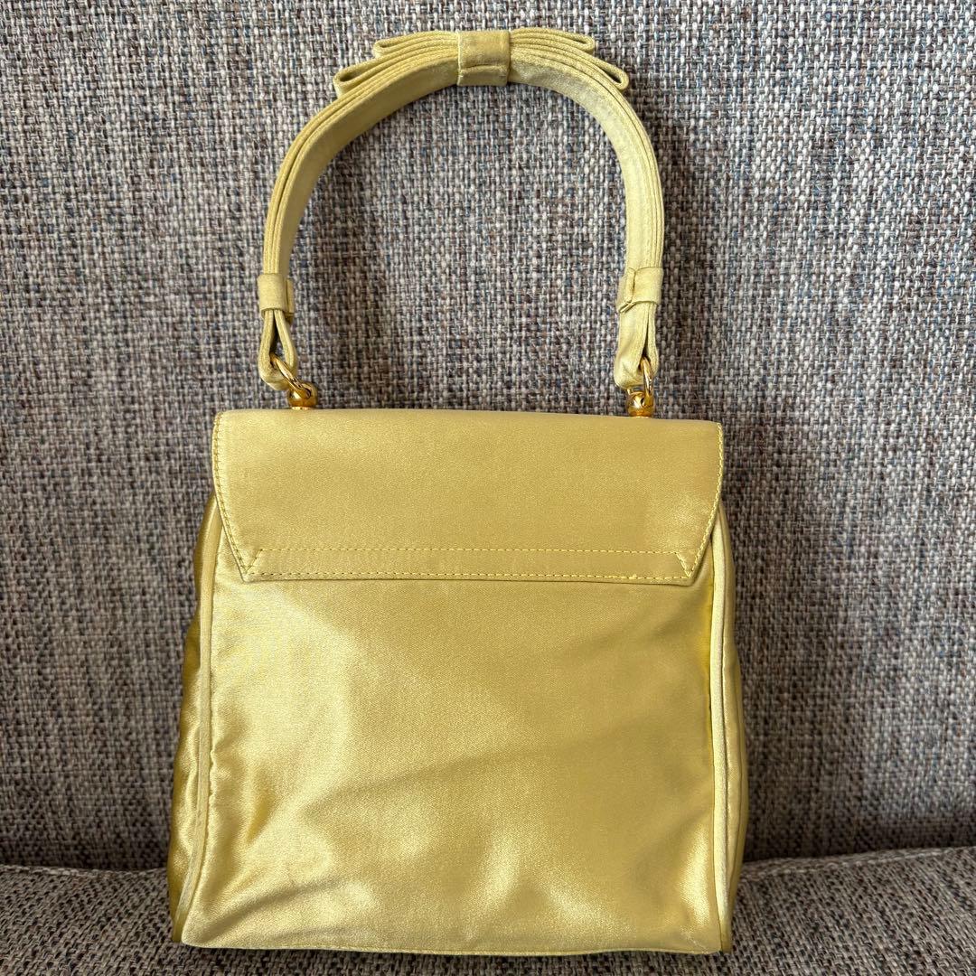 【PRADA 】サテン　イエロー ハンドバッグ　パーティー　結婚式