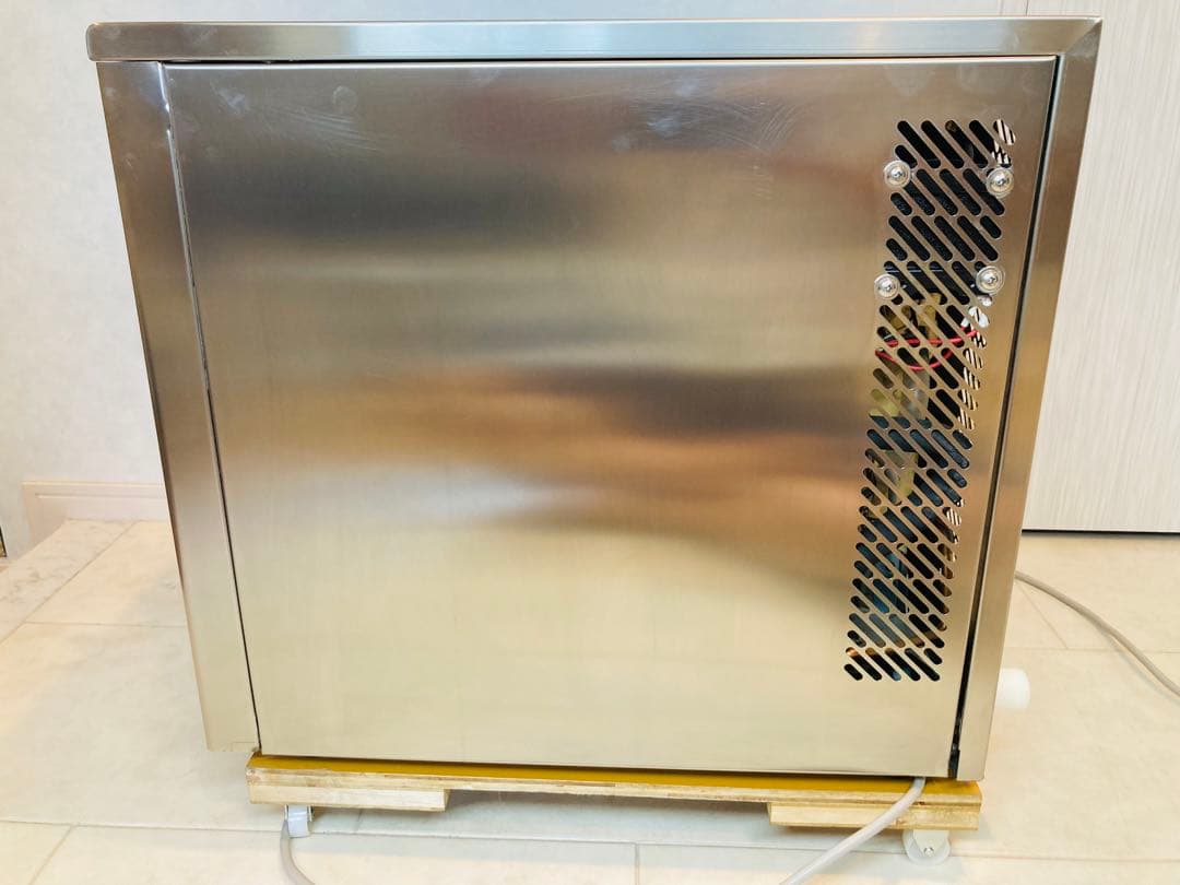 卓上型ブラストチラー　急速冷凍庫100V服部工業 BF030AG 2022年製