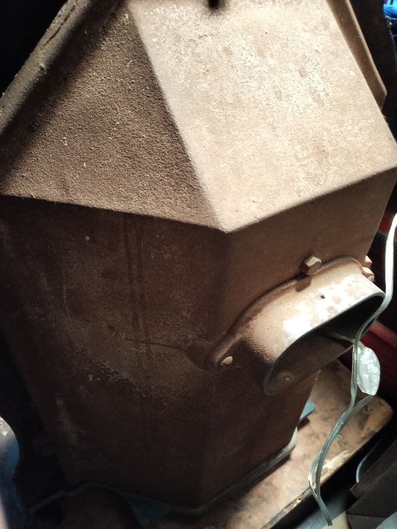 フランスアンティークストーブ　暖炉、エナメル塗装　ストーブ　アンティーク