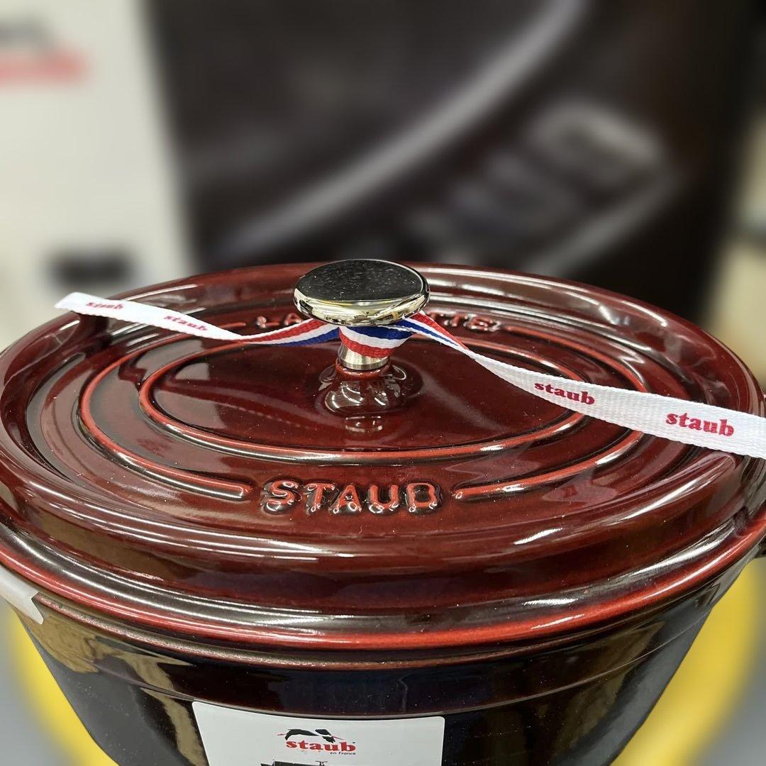staubココットオーバル　ダークレッド 両手鍋 23cm