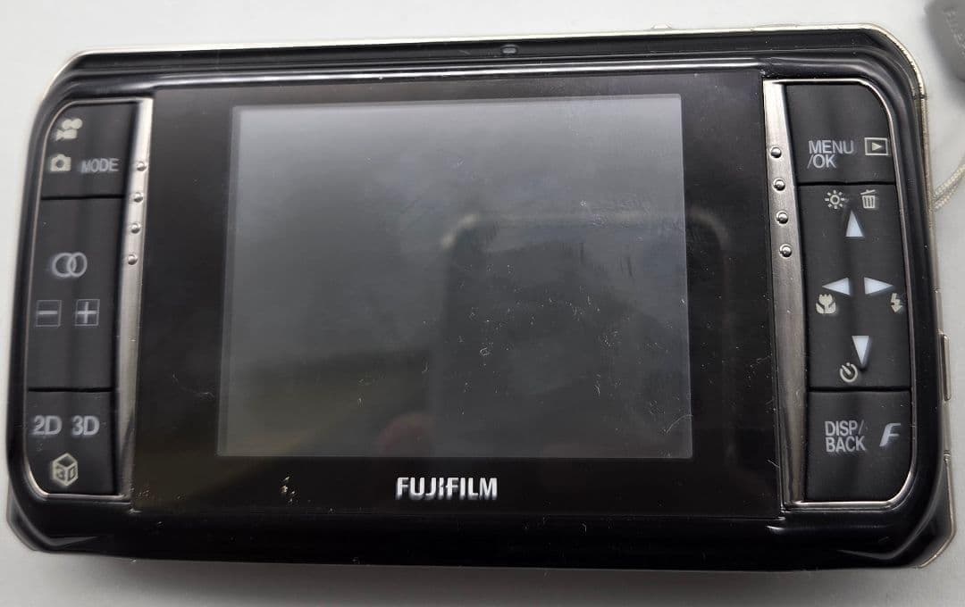 【レア品】3Dデジカメ　富士フィルム　 FinePix REAL 3D W1