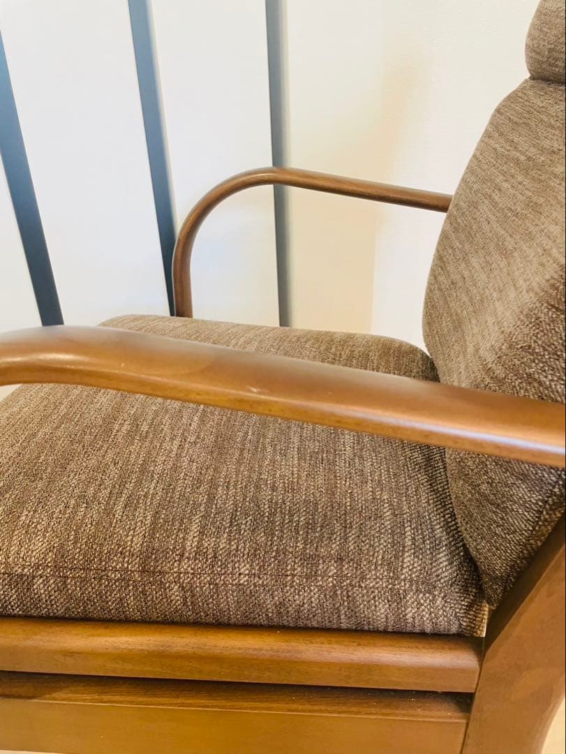 ニトリ Nコレクション C-27M 肘付き　ダイニングチェア