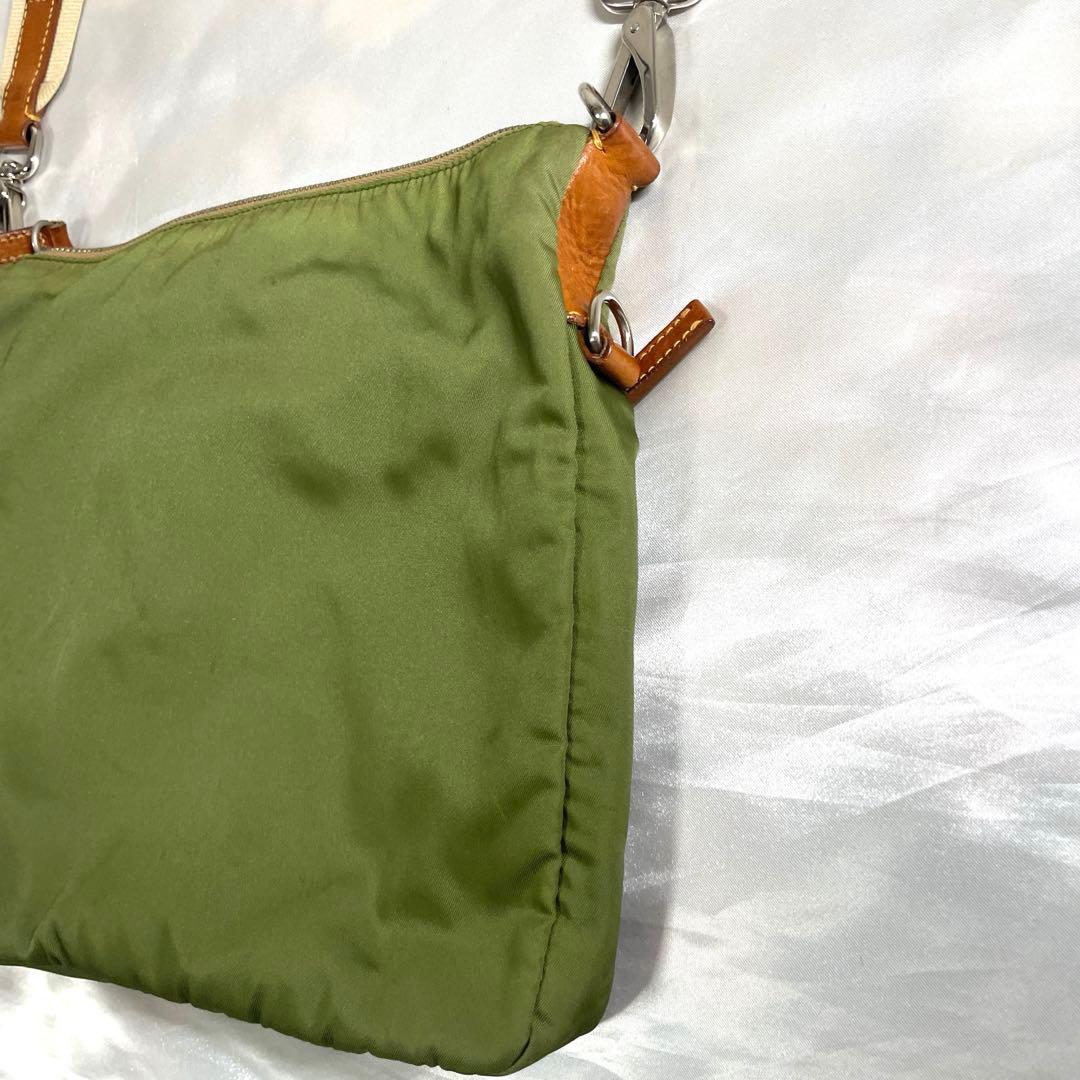 アーカイブ　miu miu ミュウミュウ　レザーナイロン　ショルダーバッグ