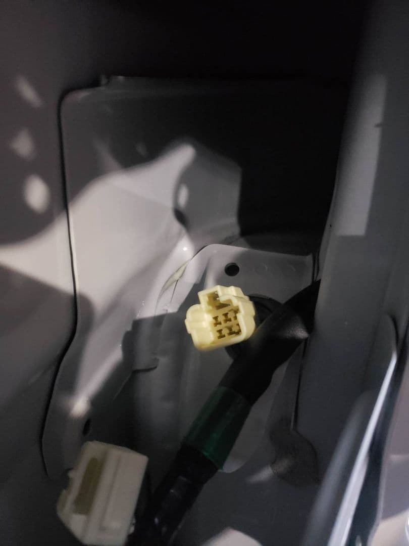 再販ランクル70 (GRJ76K)4灯化キット