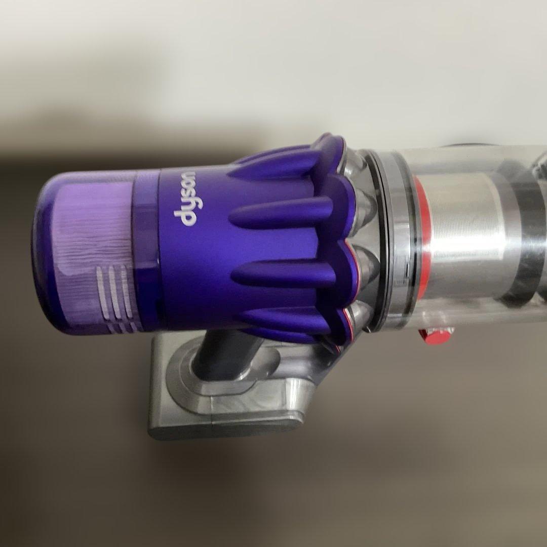 25.『美品』Dyson Digital Slim Fluffy SV18