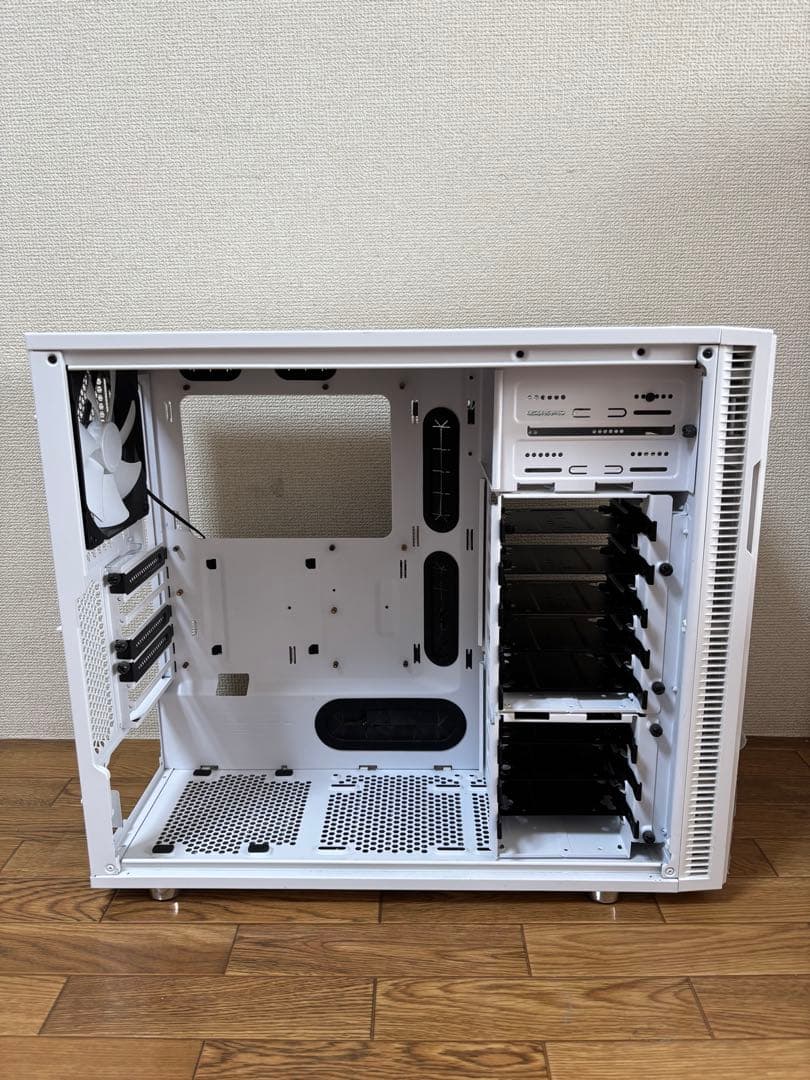 Fractal Design DEFINE R5 PCケース ホワイト （中古）