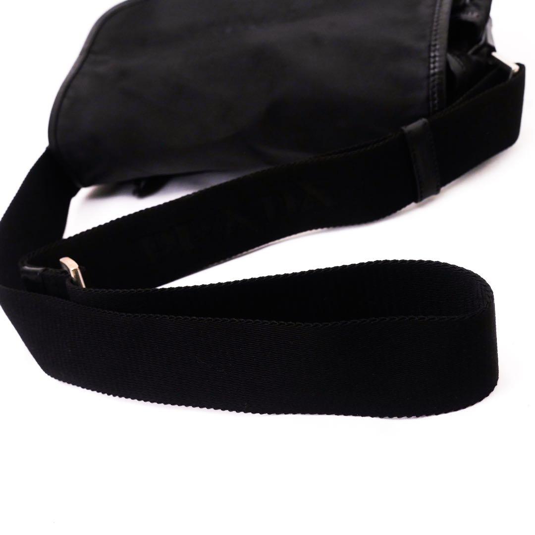 超美品 PRADA プラダ メッセンジャー バッグ ショルダーバッグ 黒 レザー