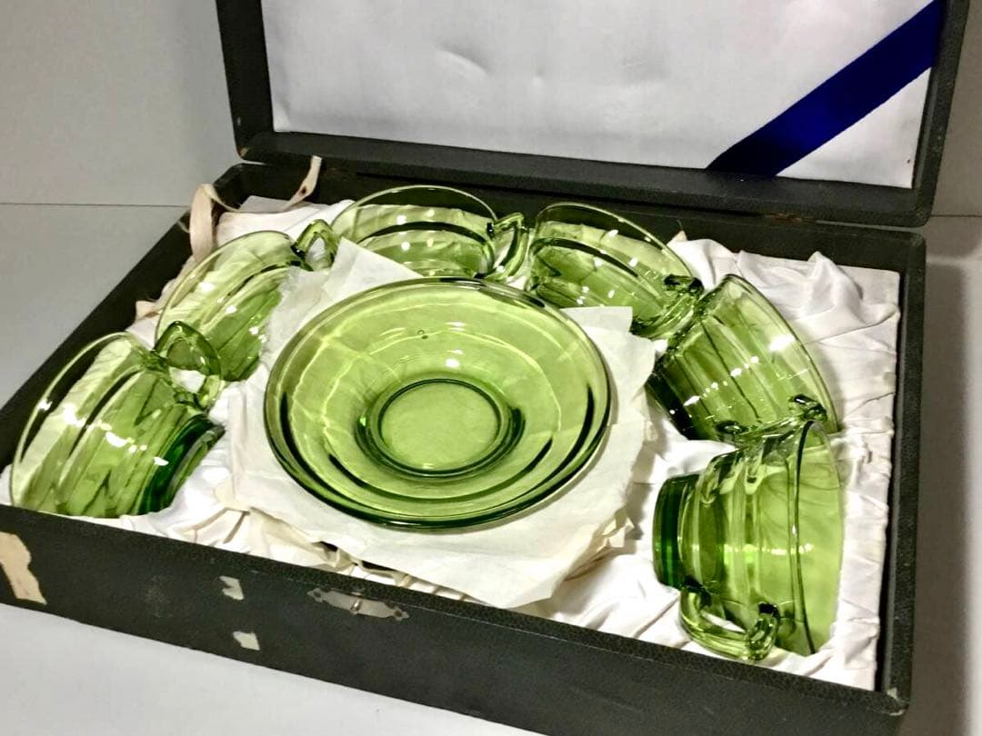 アールデコ◆ガラスカップ&ソーサー6客◆緑 グリーン 昭和レトロ プレスガラス
