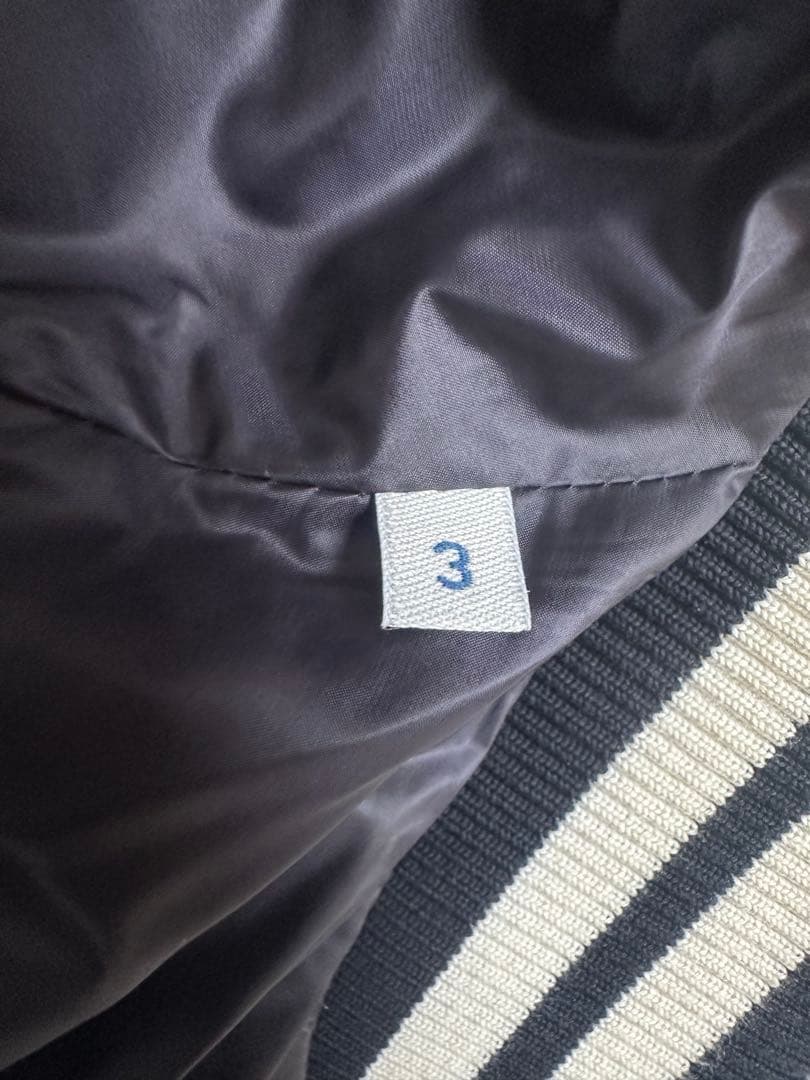 【超美品】モンクレール　ダウンジャケット　ジャンパー　ネイビー　サイズ3