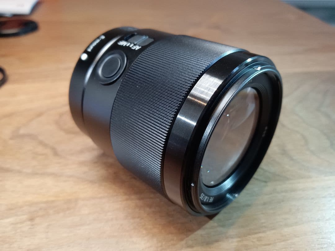 【レンズガード付】未使用級 SONY FE 35mm F1.8【取説+保証付】