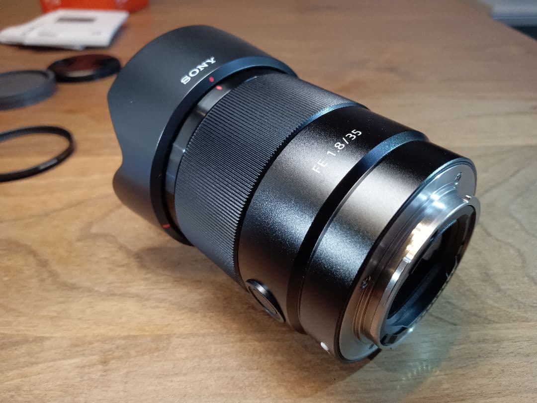 【レンズガード付】未使用級 SONY FE 35mm F1.8【取説+保証付】