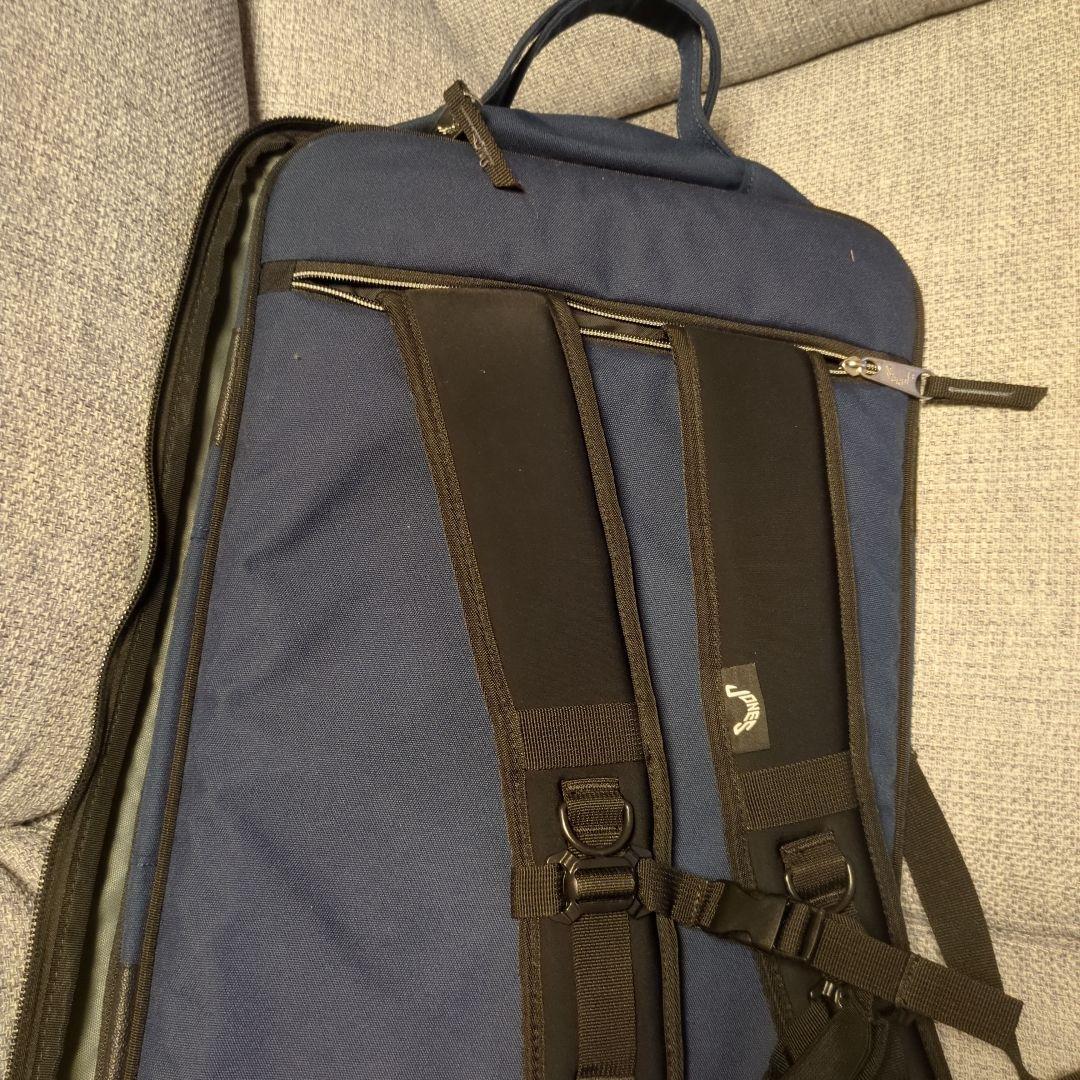 ジョーンズ　バッグ　（リュック機能付）