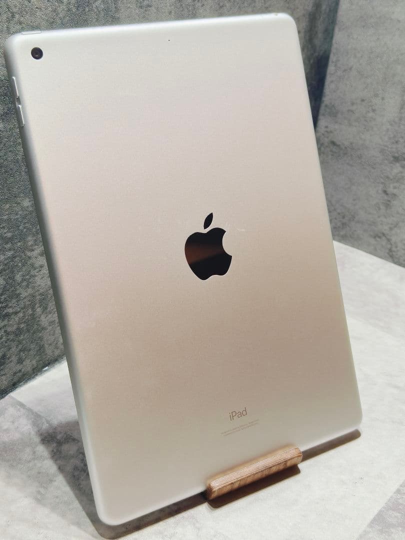 iPad 第9世代　64GB バッテリー良好 タブレット 713