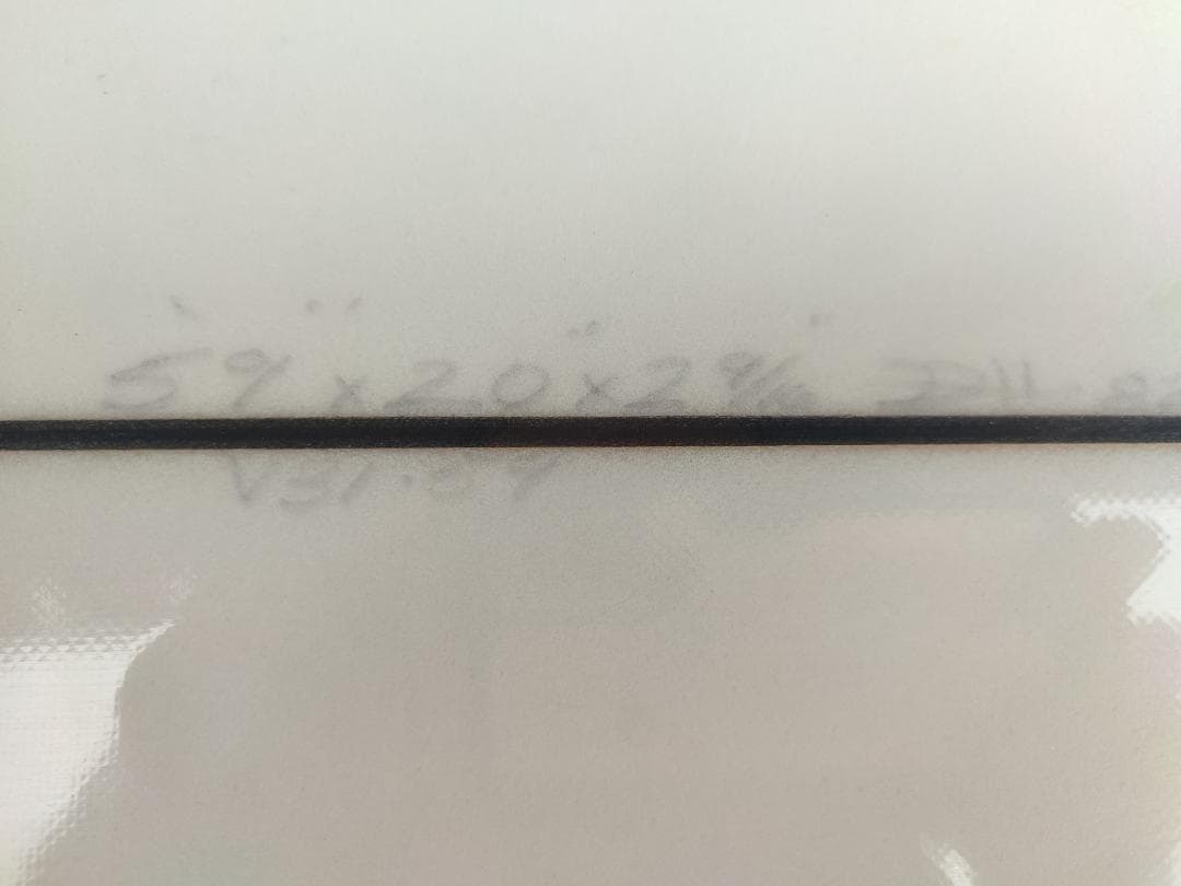 DHDショートボード ブラックダイヤモンド　5'9\" 32L 中古