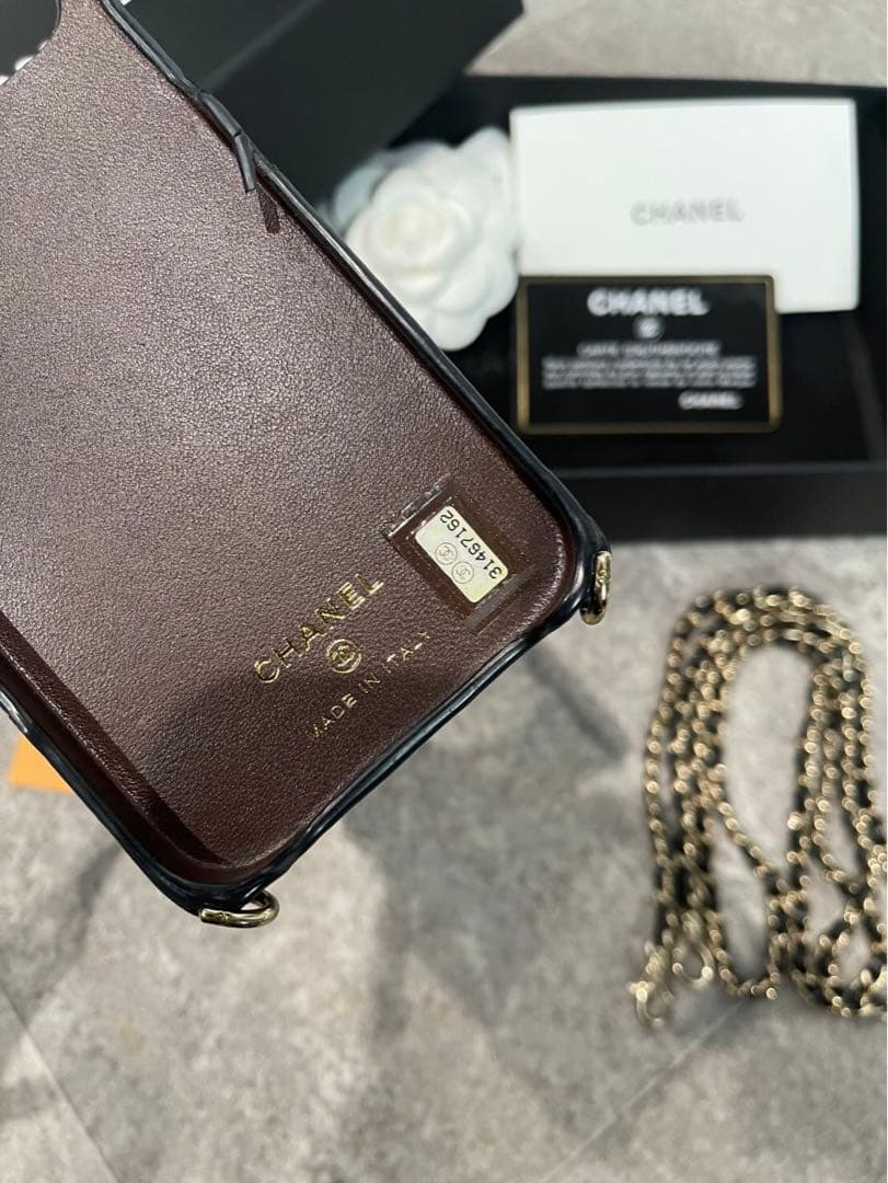 シャネル iPhone 12 ケース ブラック 確実正規品