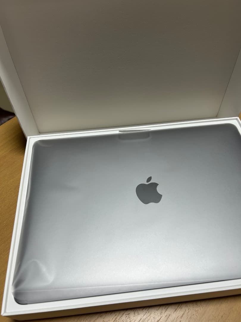 MacBook Pro2019 箱充電器あり