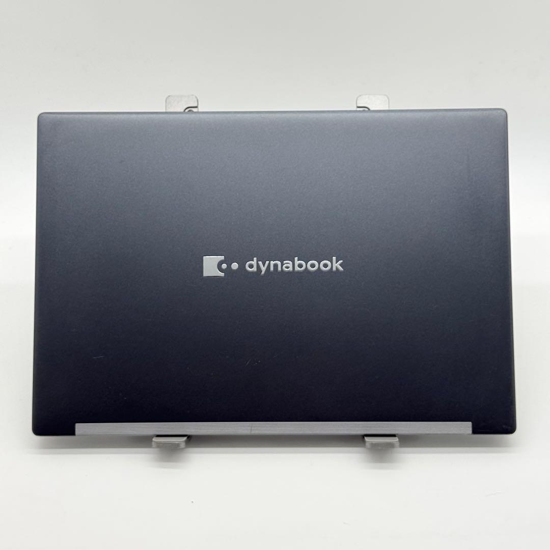 美品 dynabook 11世代i5 16GB SSD256 高速静音 875g