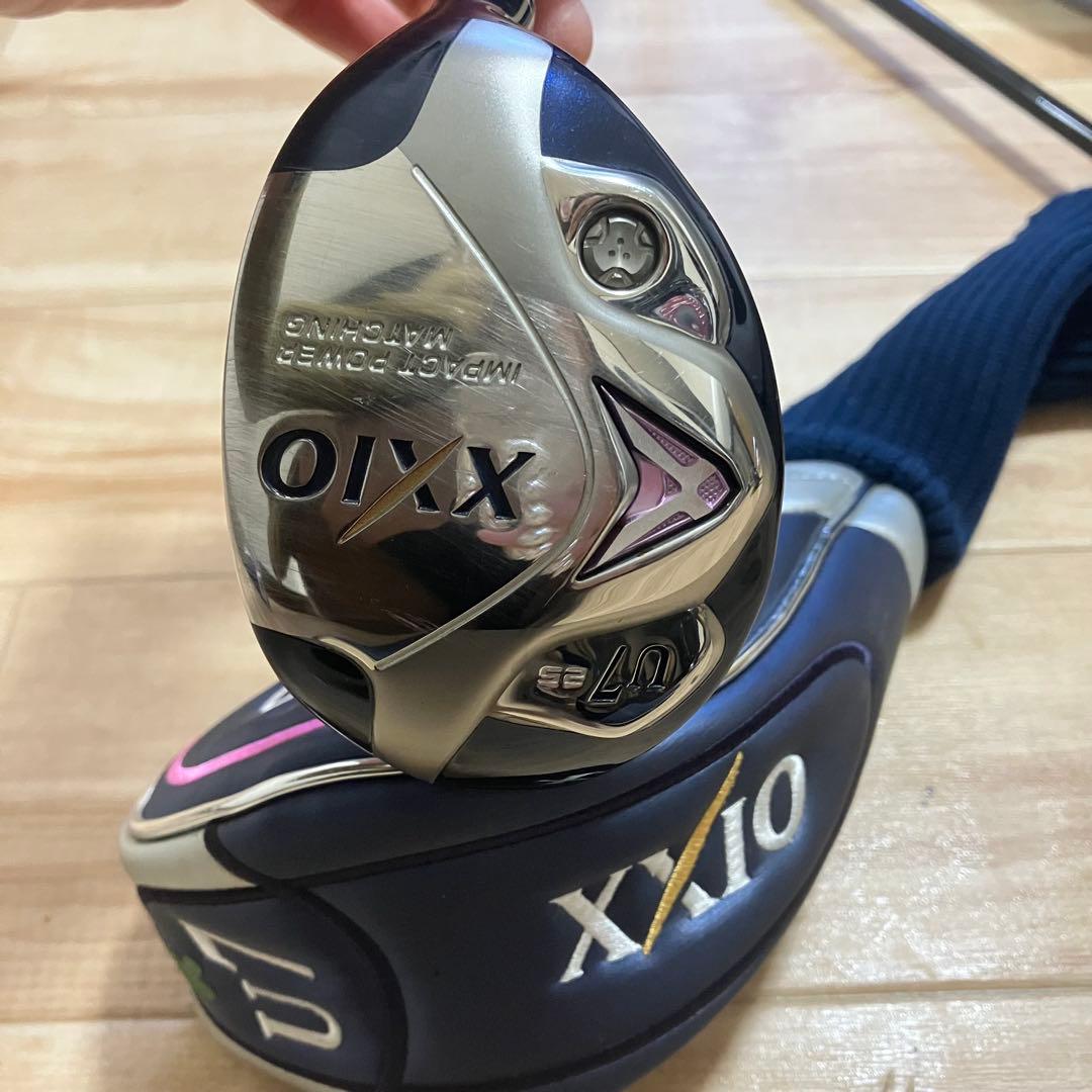 ゼクシオ ゴルフキャディバッグ レディース ゴルフクラブ12本入り