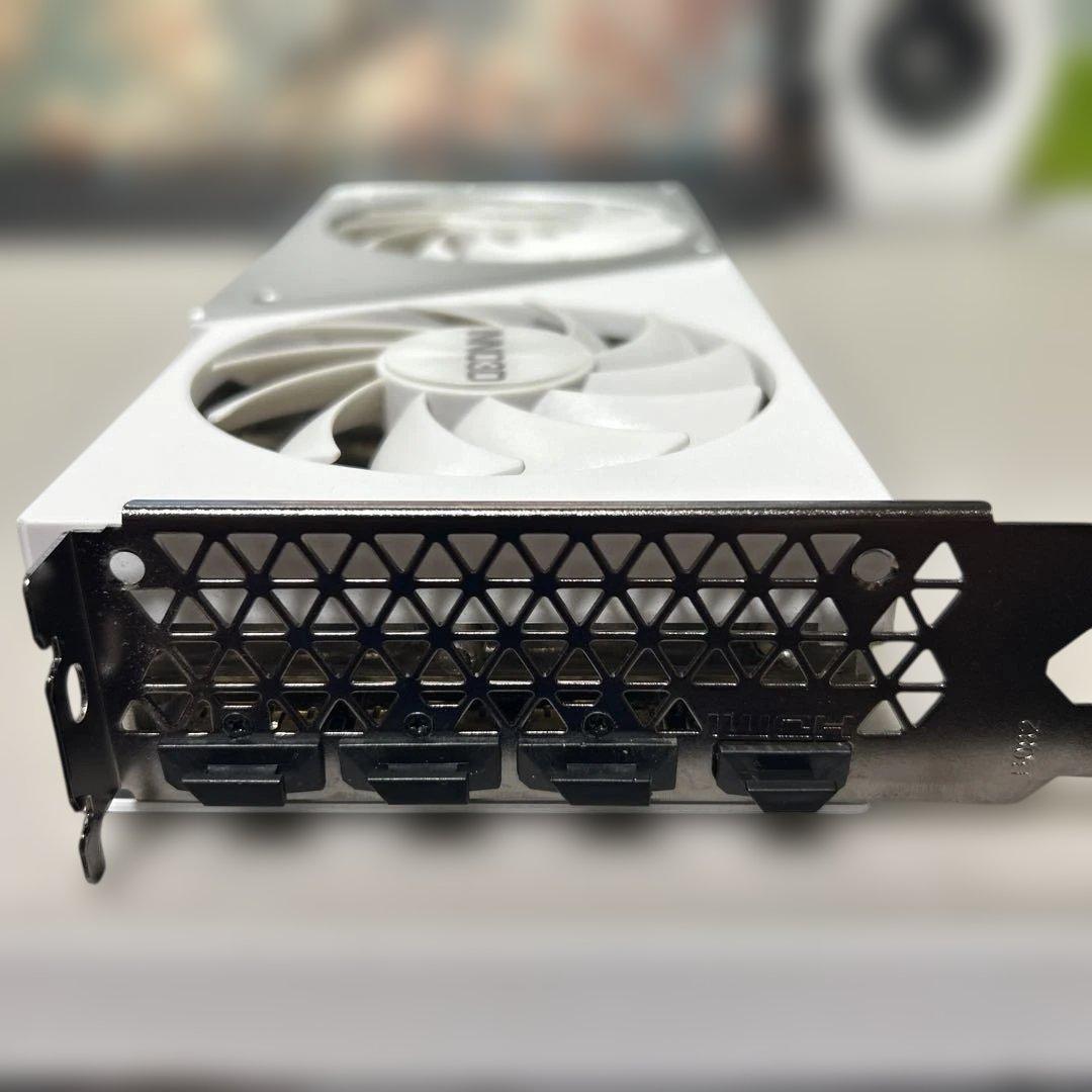 INNO3D GeForce RTX4060ti 8GB ホワイト