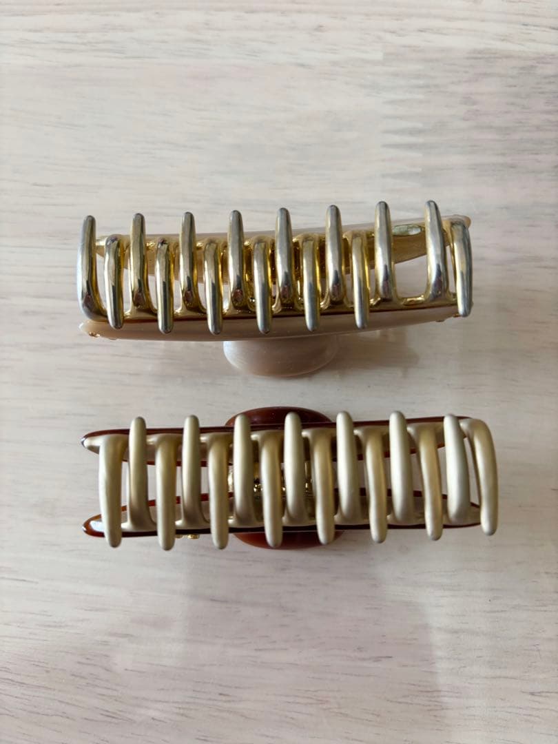 【acca】ティアラクイーン　ニューコラーナ　アッカ　ヘアクリップ