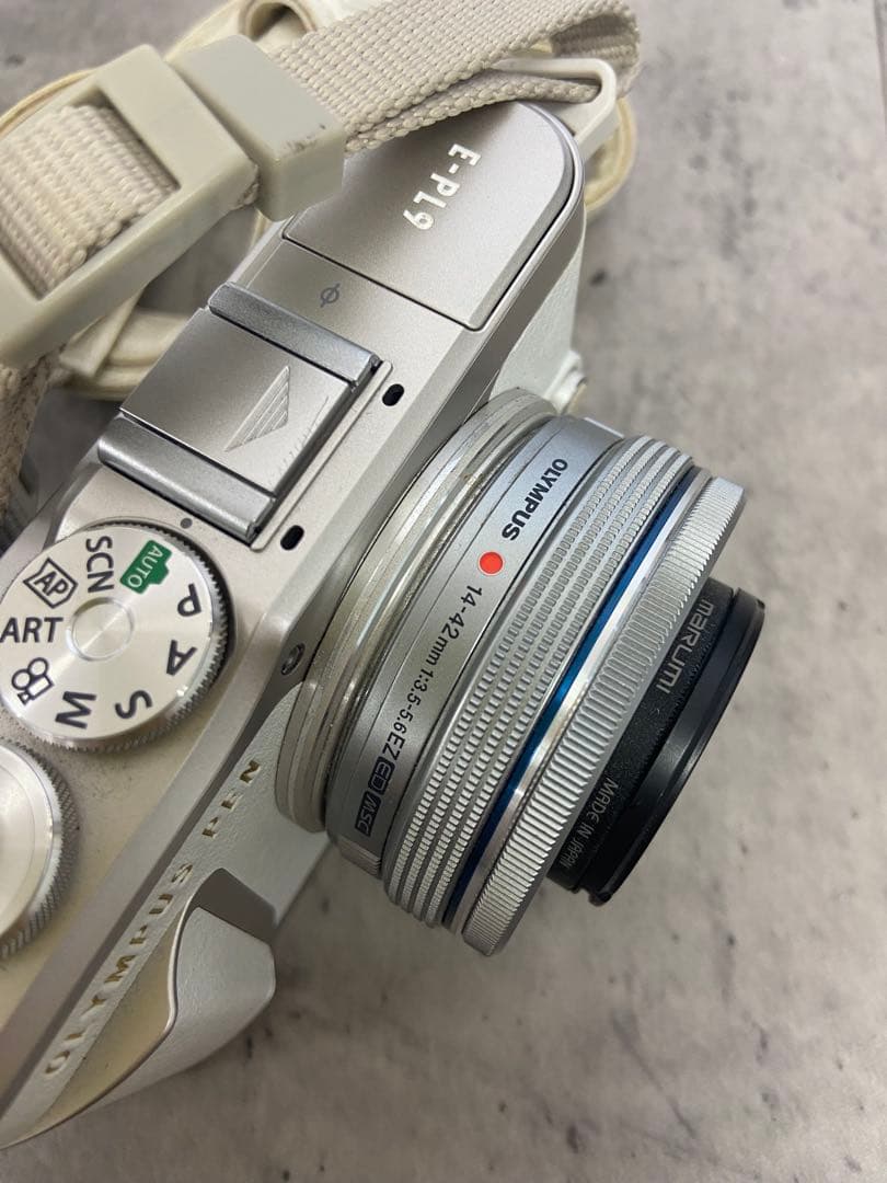 ＋OLYMPUS PEN E-PL9 デジカメ