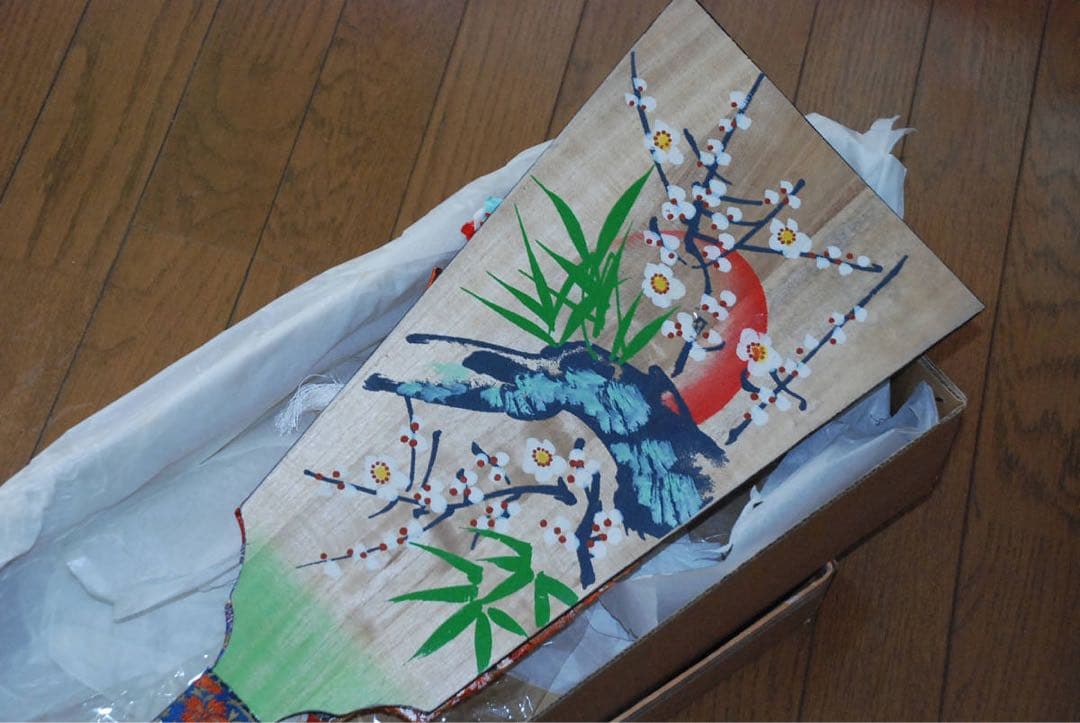 極上帯地正絹小町 押絵 /20号 手作り 押絵羽子板飾り「道成寺 正風作」 展示