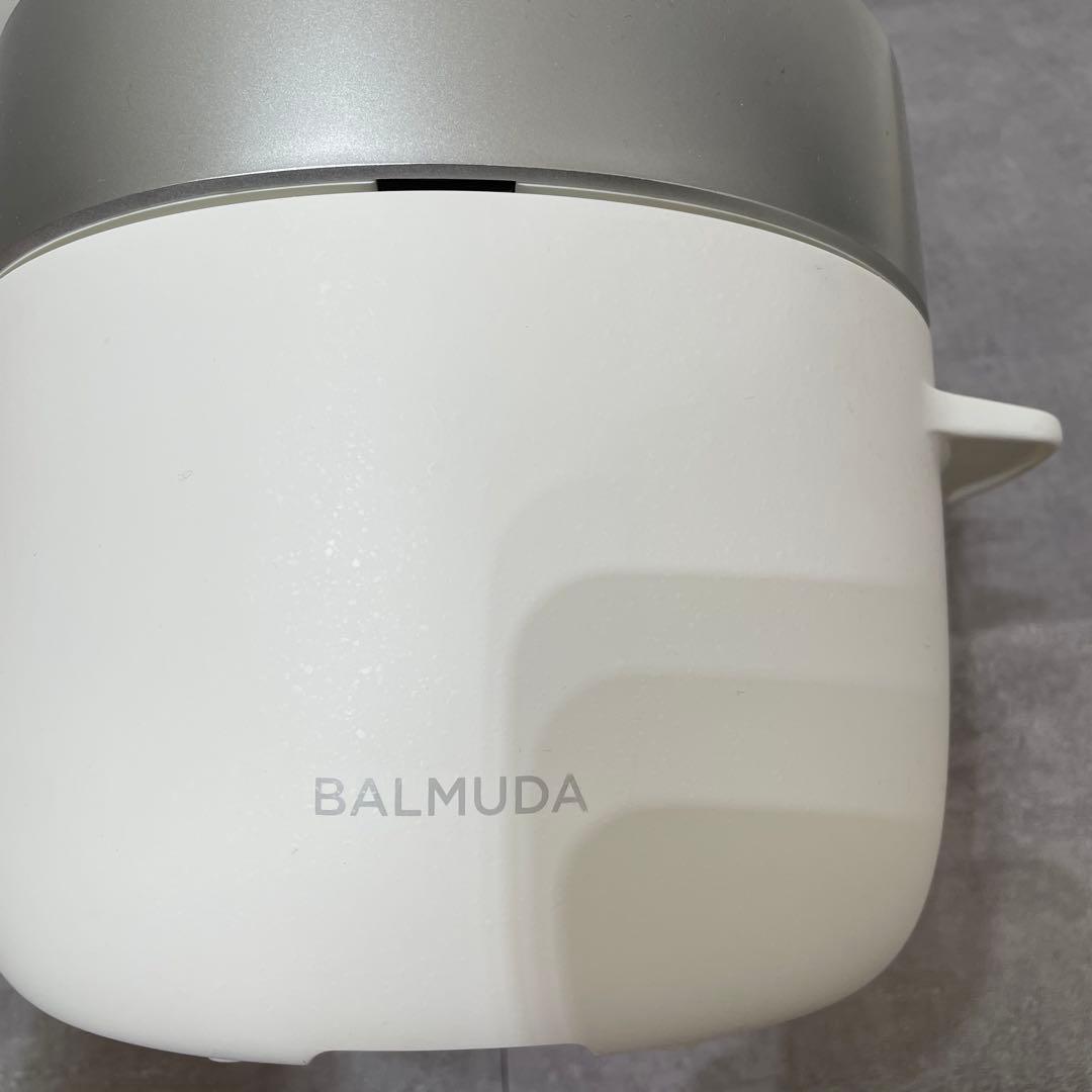 ⭐︎美品⭐︎ BALMUDAバルミューダ 炊飯器 K03A-WH 白ホワイト