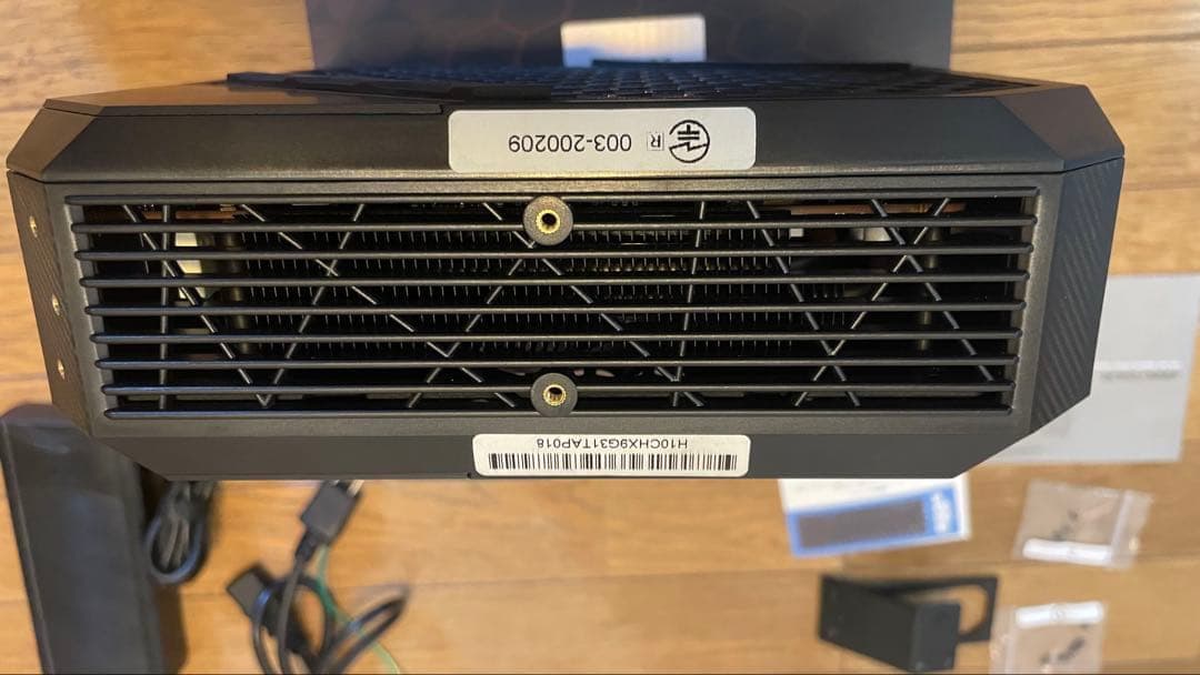 ミニPC MINISFORUM HX90G Ryzen9/32GB/1TB/RX6600M