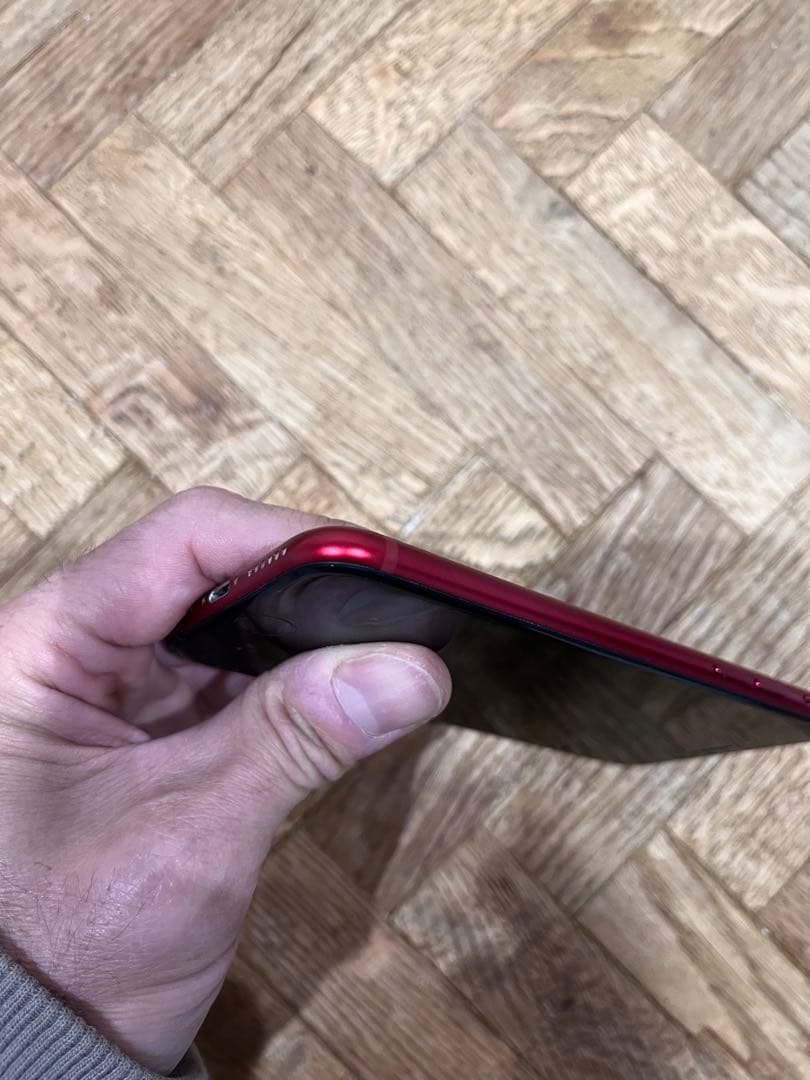 Apple　iPhone SE （第3世代）レッド　128GB 本体