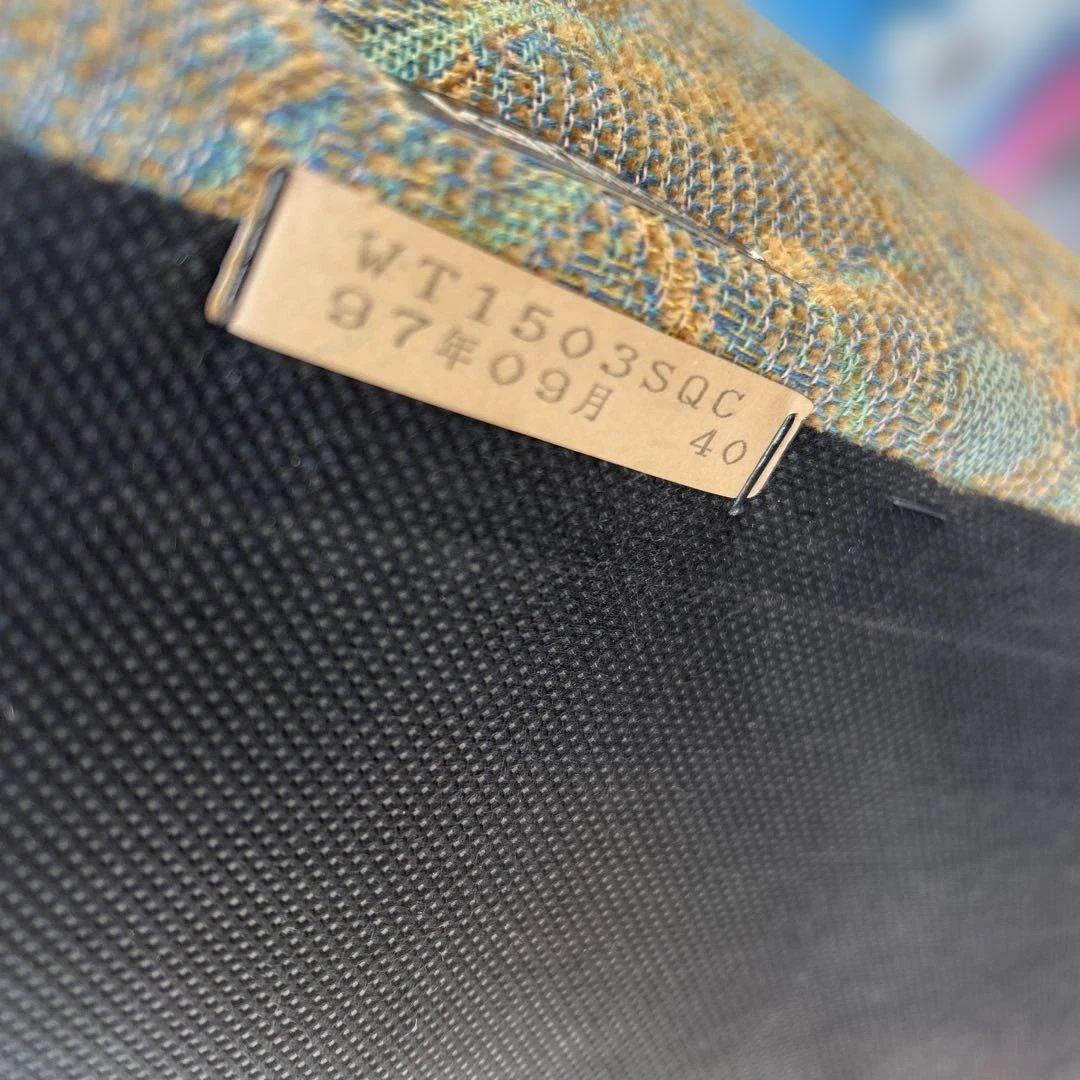 カリモク　2人掛けソファ