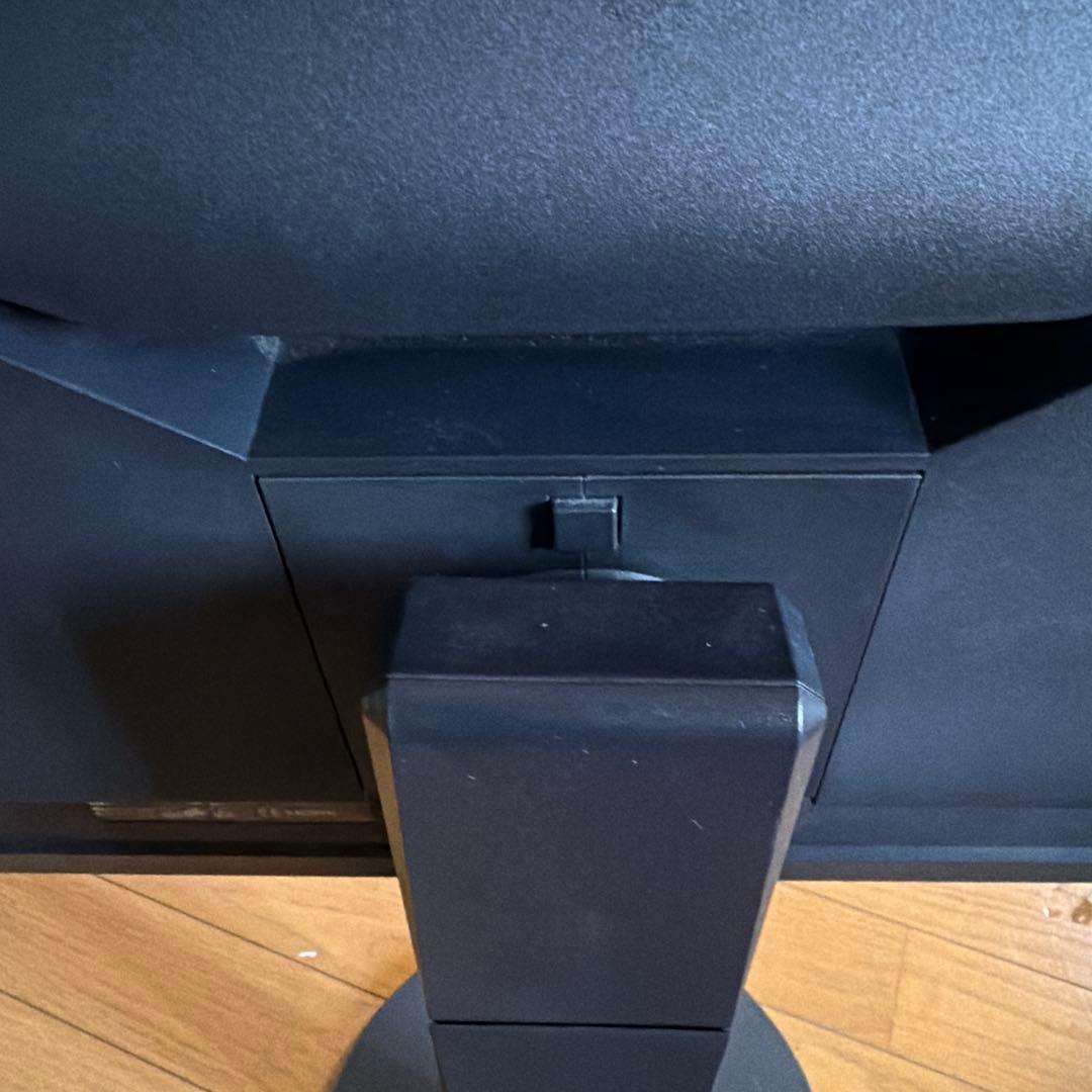 EIZO flex scan2750 台座不具合あり。4769時間使用