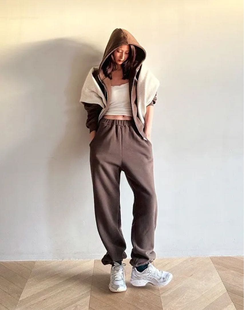 【新品】Volume Sweat Zipフーディー