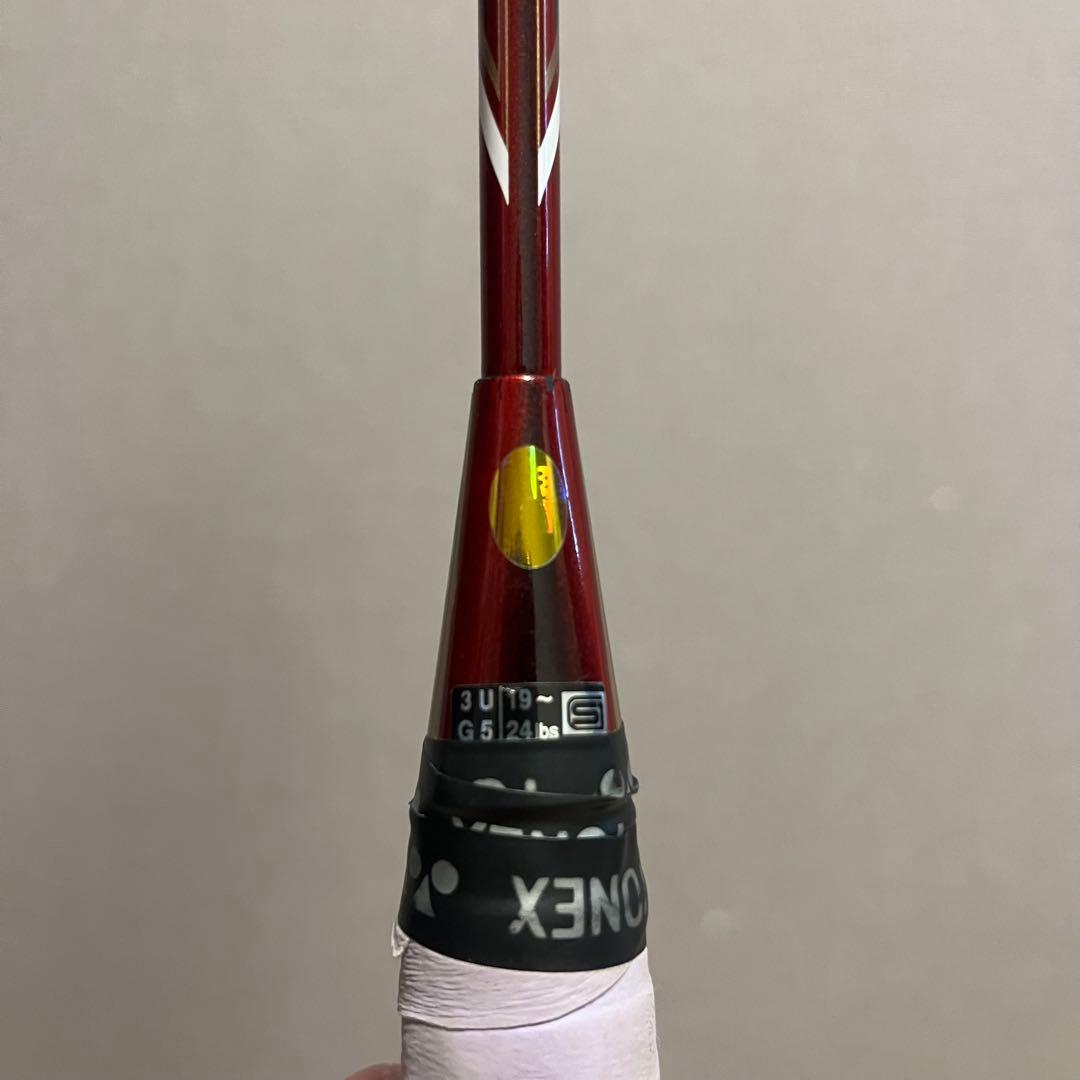 廃盤品 ARCSABER 10 レッド バドミントンラケット