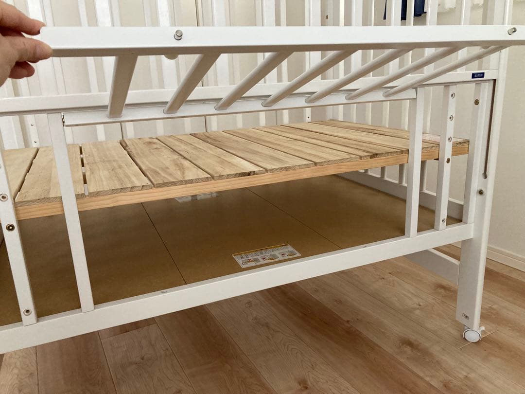 カトージ　ベビーベッド　ハイシート