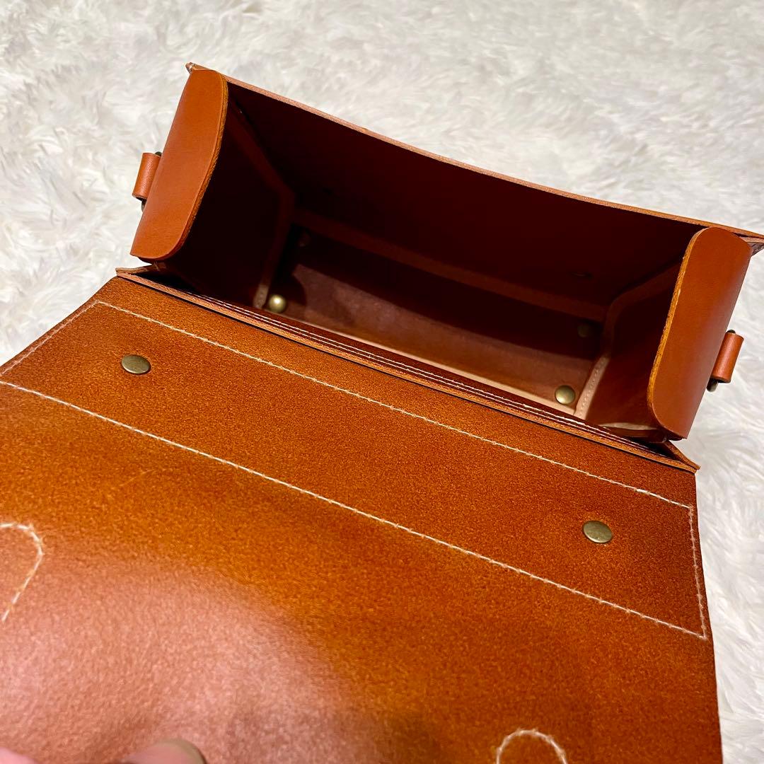 【新品】イタリアンレザー　ショルダーバッグ Wフラップ キャメル　本革　2way