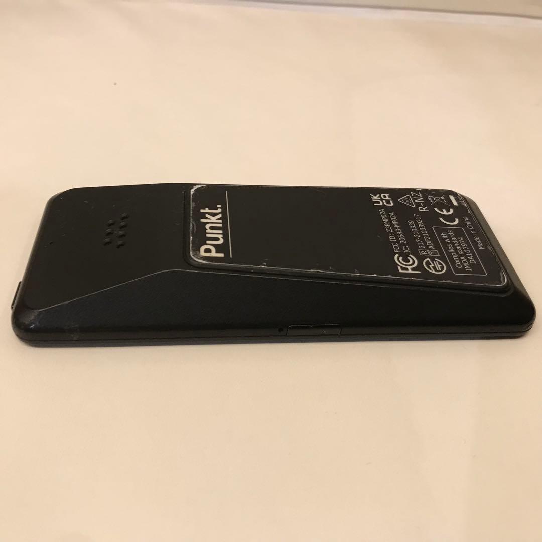 美品　Punkt. MP02 シンプル携帯 ミニマリズム 動作確認済 1600