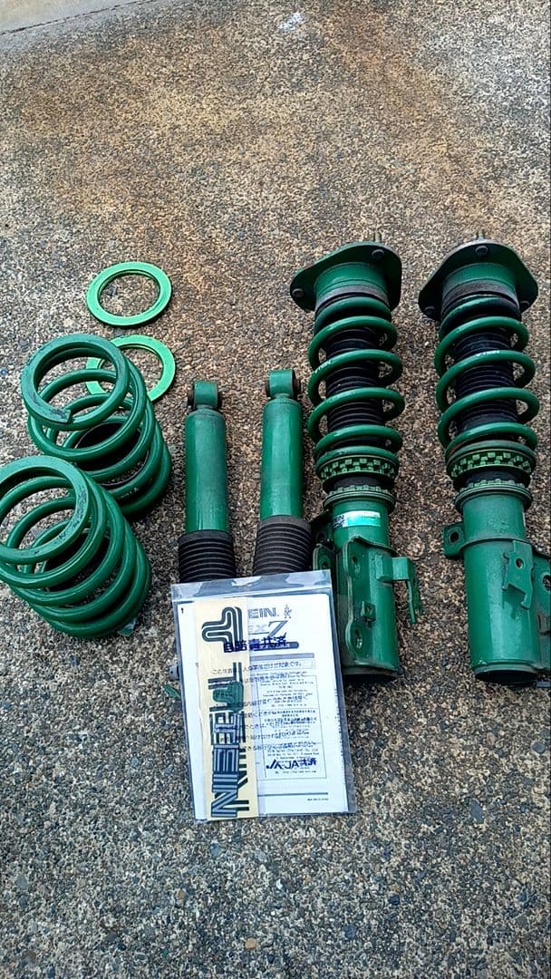 TEIN FLEXZ ハリヤー　ZSU60W ZSU65W